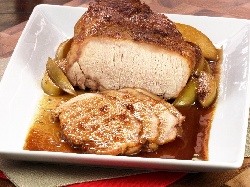 Свинско контра филе (рибица) с меден горчичен сос и карамелизирани ябълки печено на фурна - снимка на рецептата